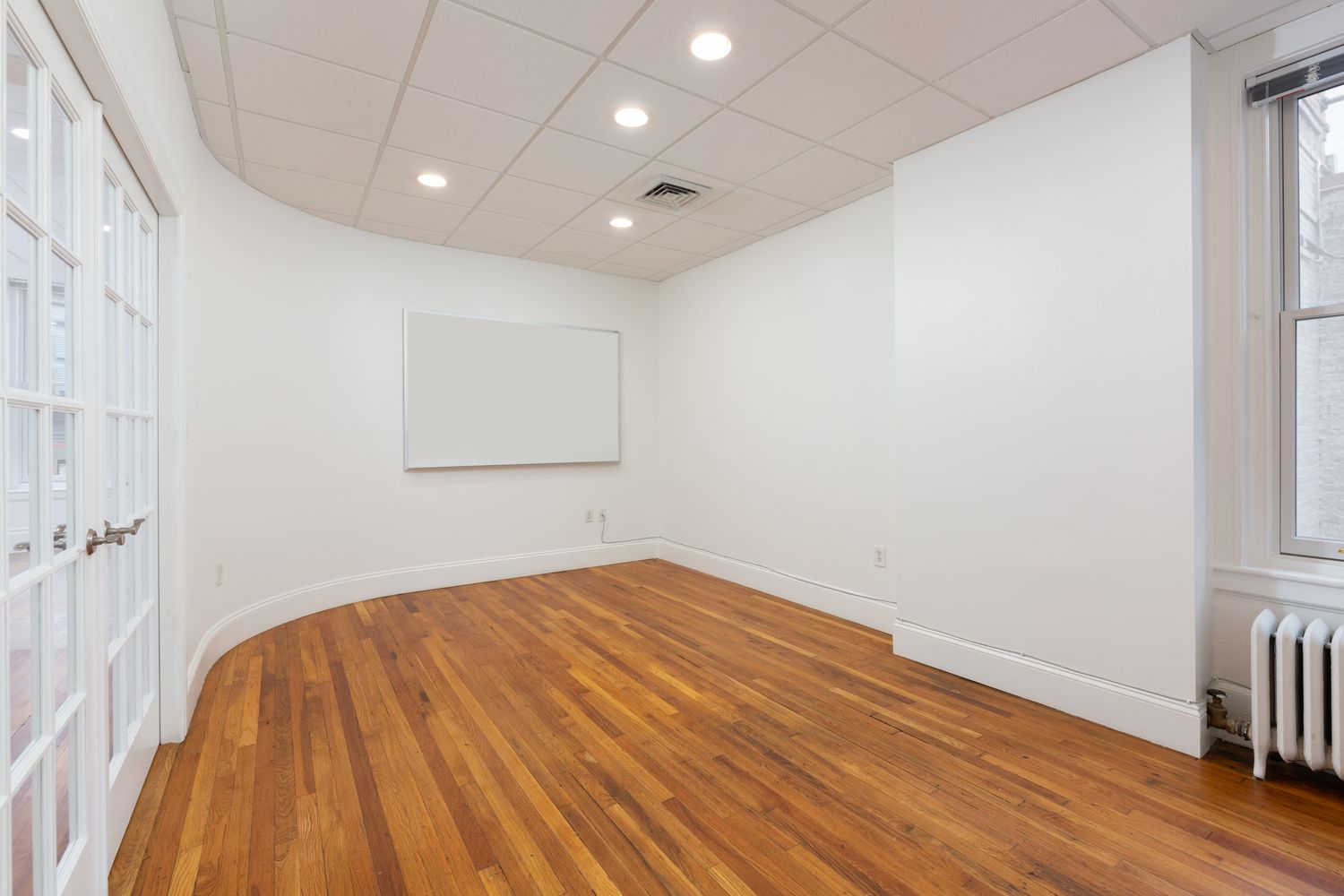 4th Floor Suite